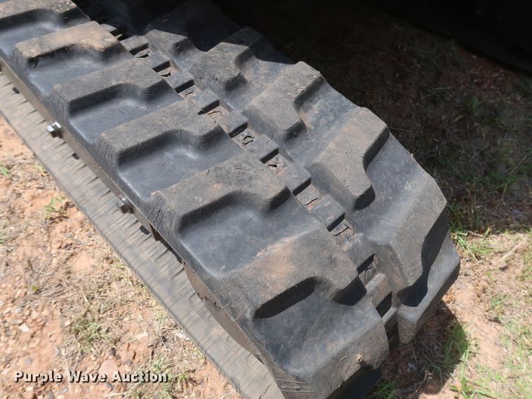 image for item DH0902 2012 Bobcat E26  mini excavator