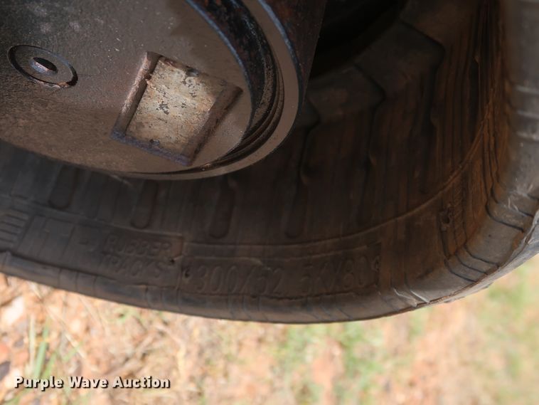 image for item DH0902 2012 Bobcat E26  mini excavator