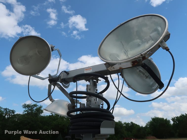 image for item DH0904 2012 Allmand Bros Maxi Lite  Series V light plant