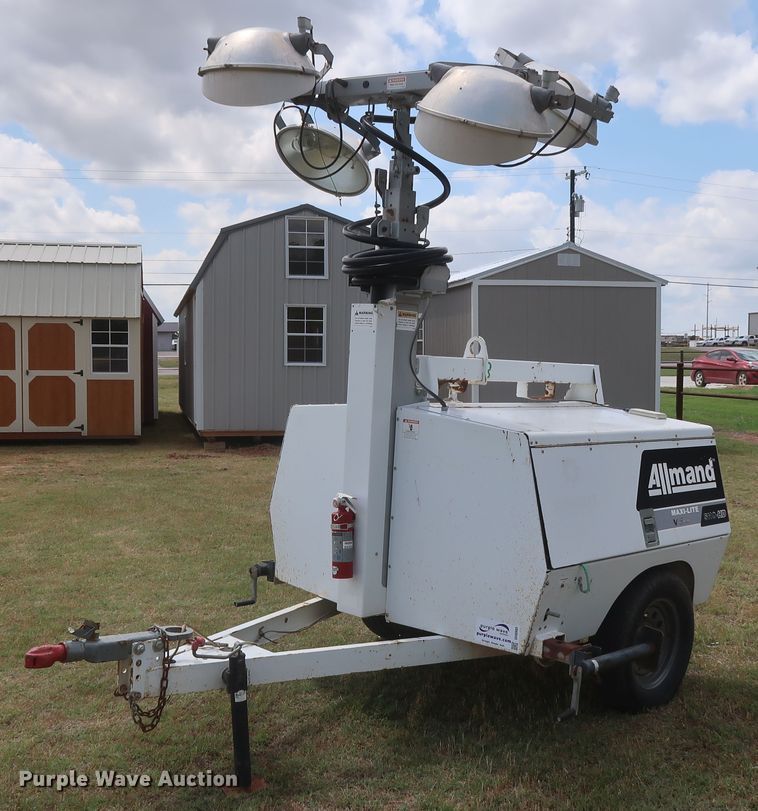 image for item DH0905 2012 Allmand Bros Maxi Lite  Series V light plant