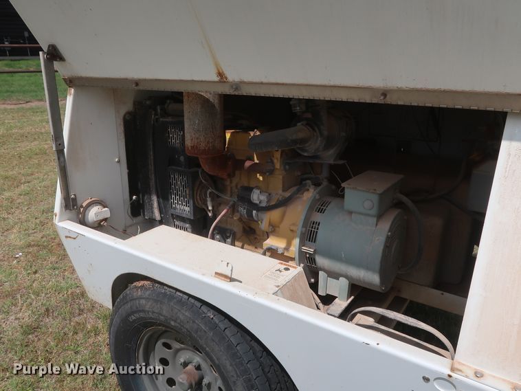 image for item DH0905 2012 Allmand Bros Maxi Lite  Series V light plant