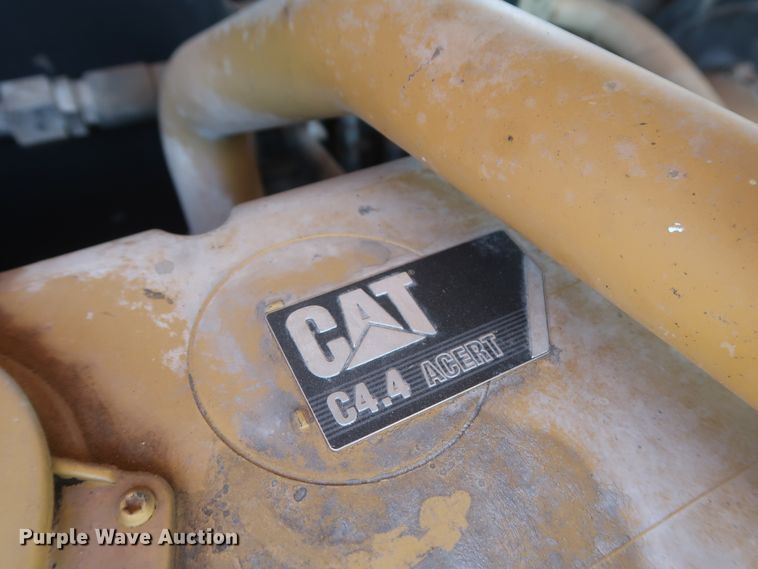 image for item DH0906 2012 Caterpillar TL943  telehandler