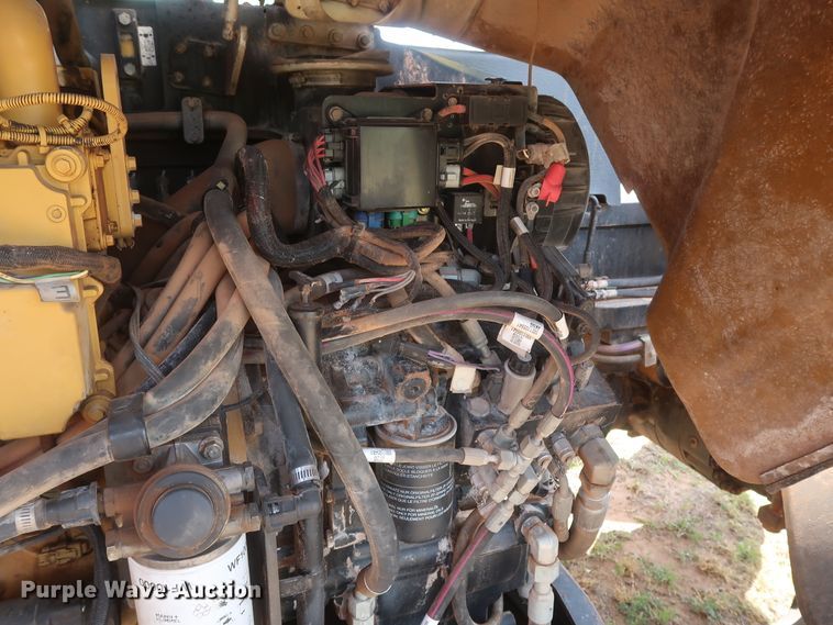 image for item DH0906 2012 Caterpillar TL943  telehandler