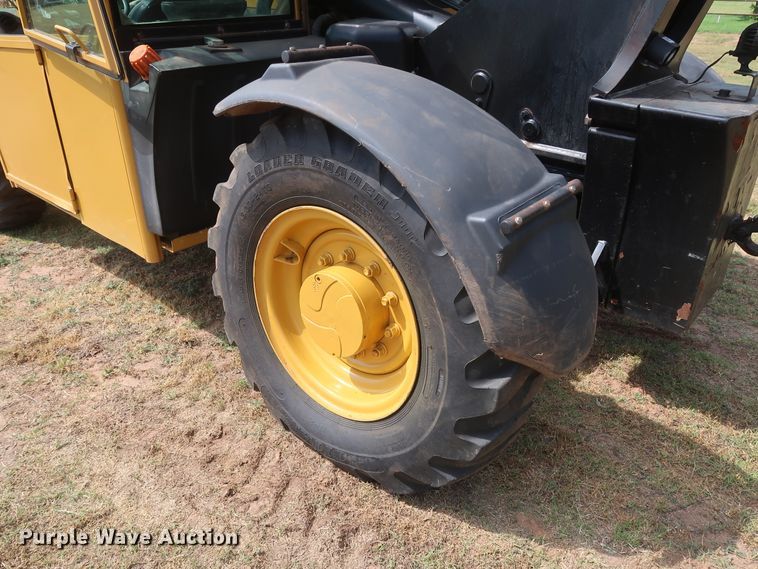 image for item DH0906 2012 Caterpillar TL943  telehandler
