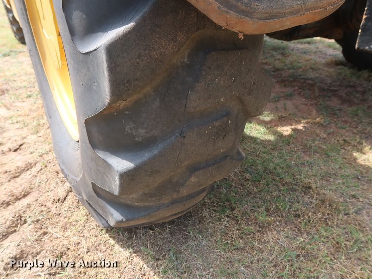 image for item DH0906 2012 Caterpillar TL943  telehandler