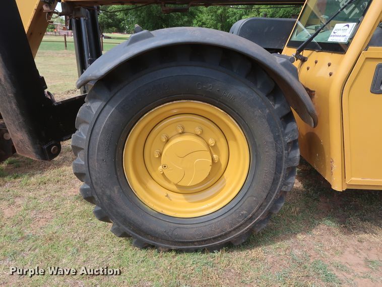 image for item DH0906 2012 Caterpillar TL943  telehandler