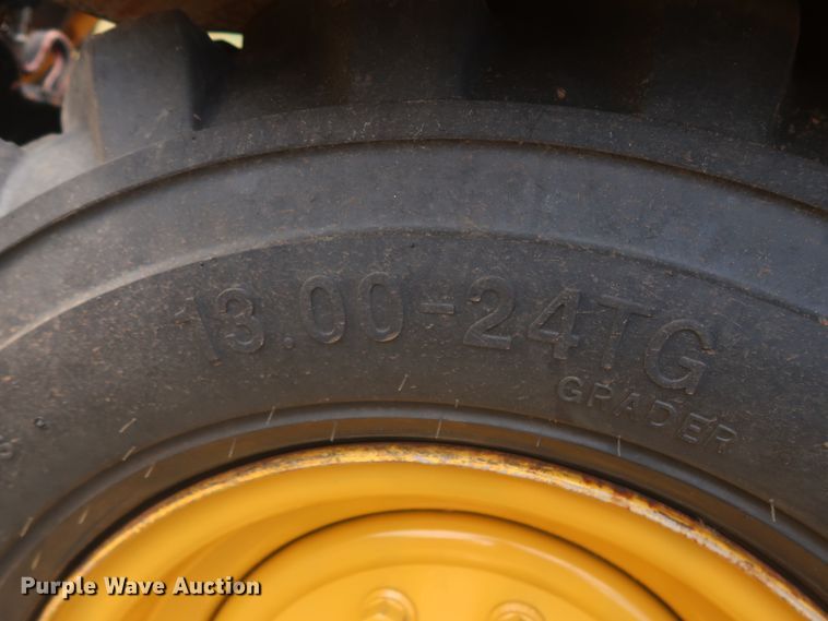 image for item DH0906 2012 Caterpillar TL943  telehandler