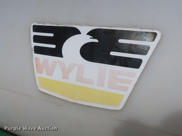 image for item DH0908 2013 Wylie EXP500S tank trailer