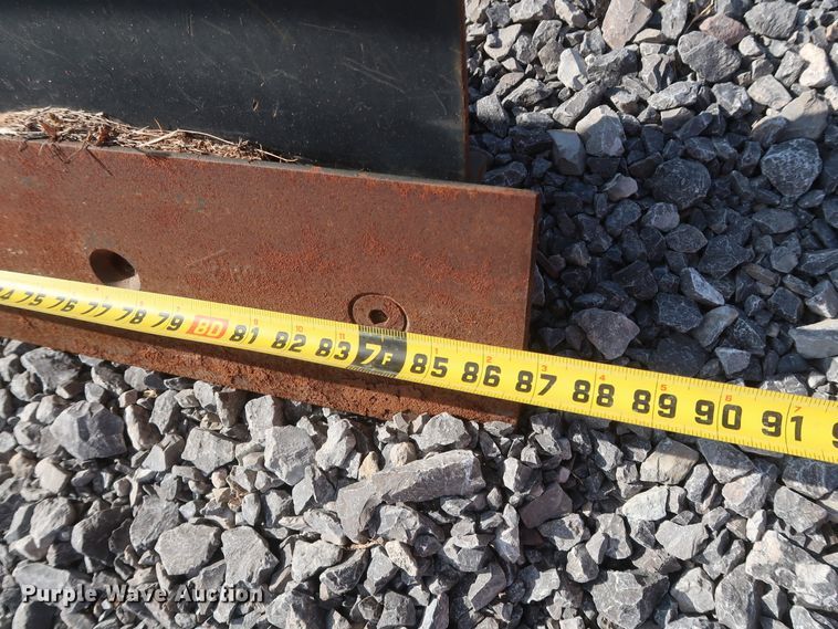 image for item DH0909 Caterpillar 177-1990 skid steer dozer blade