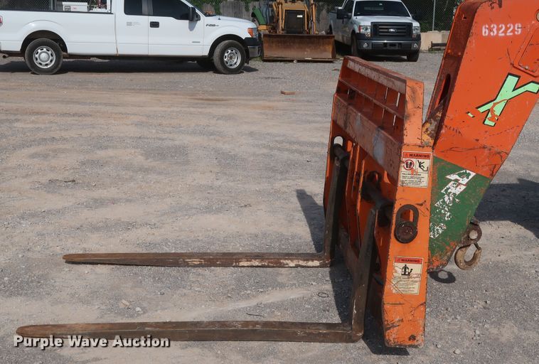 image for item DH0910 2007 Xtreme XRM1045  telehandler