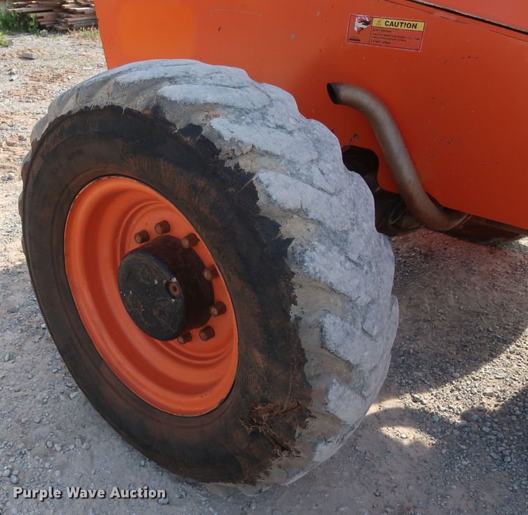 image for item DH0910 2007 Xtreme XRM1045  telehandler