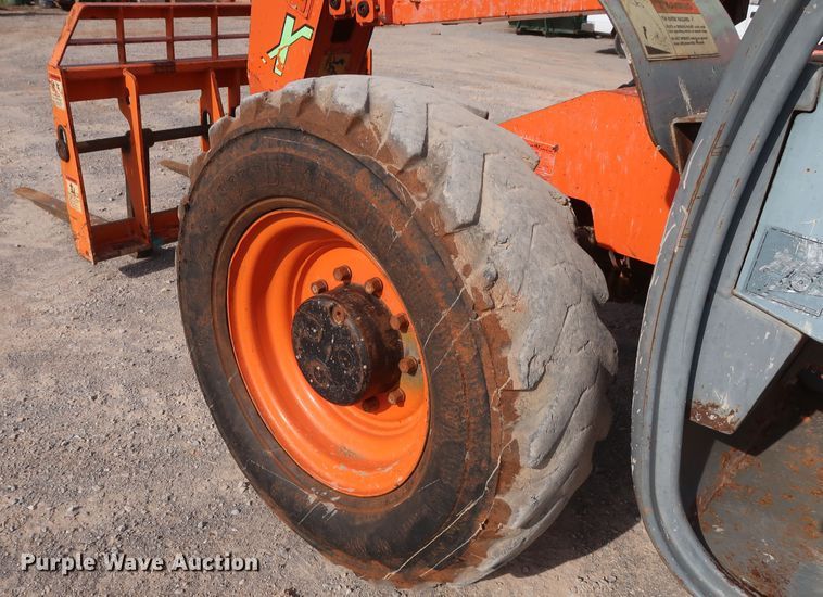 image for item DH0910 2007 Xtreme XRM1045  telehandler