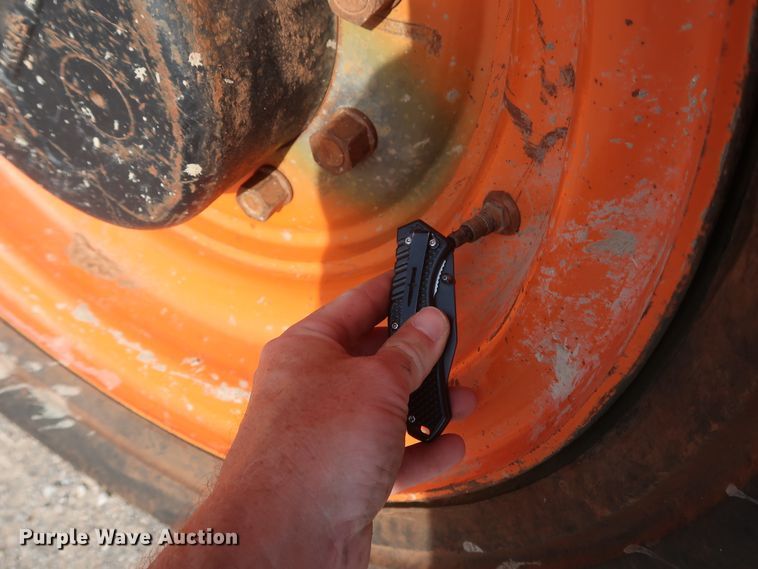 image for item DH0910 2007 Xtreme XRM1045  telehandler