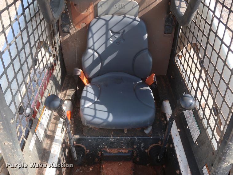 image for item DH0911 2011 Bobcat S205  skid steer loader