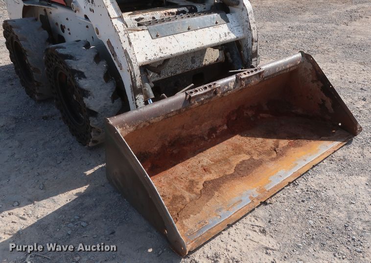image for item DH0911 2011 Bobcat S205  skid steer loader
