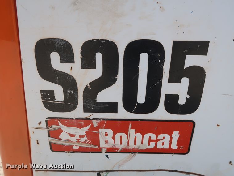 image for item DH0911 2011 Bobcat S205  skid steer loader