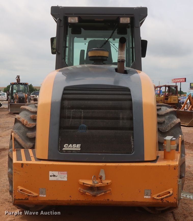 image for item DH0917 2012 Case SV212  single drum vibratory roller