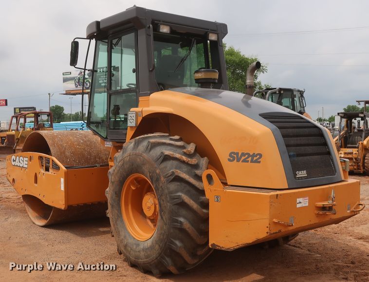 image for item DH0917 2012 Case SV212  single drum vibratory roller