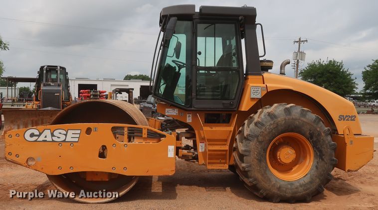 image for item DH0917 2012 Case SV212  single drum vibratory roller