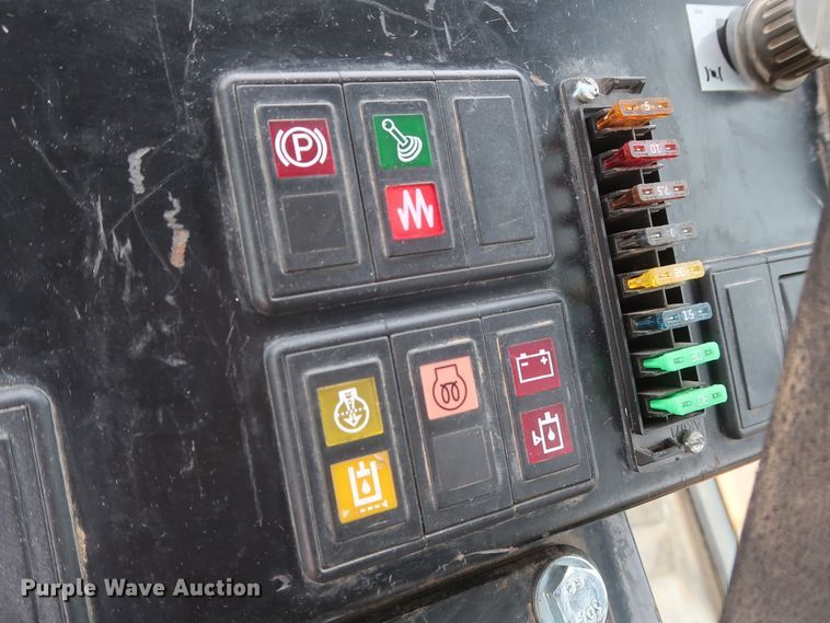 image for item DH0917 2012 Case SV212  single drum vibratory roller