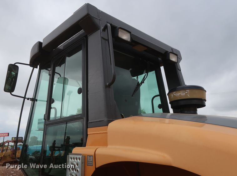 image for item DH0917 2012 Case SV212  single drum vibratory roller