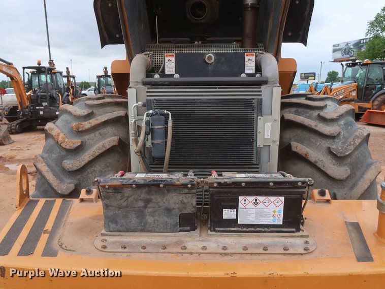 image for item DH0917 2012 Case SV212  single drum vibratory roller