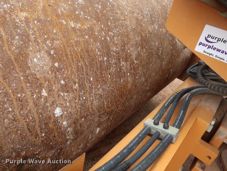 image for item DH0917 2012 Case SV212  single drum vibratory roller