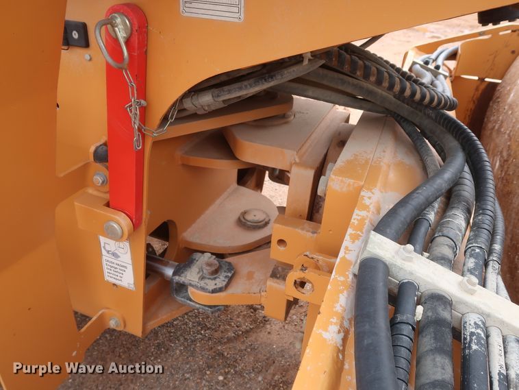 image for item DH0917 2012 Case SV212  single drum vibratory roller