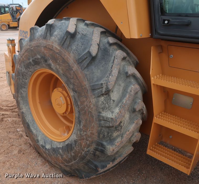 image for item DH0917 2012 Case SV212  single drum vibratory roller