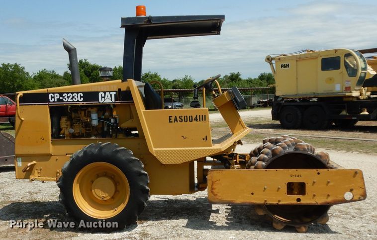 image for item DH2480 2006 Caterpillar CP-323C single drum vibratory roller