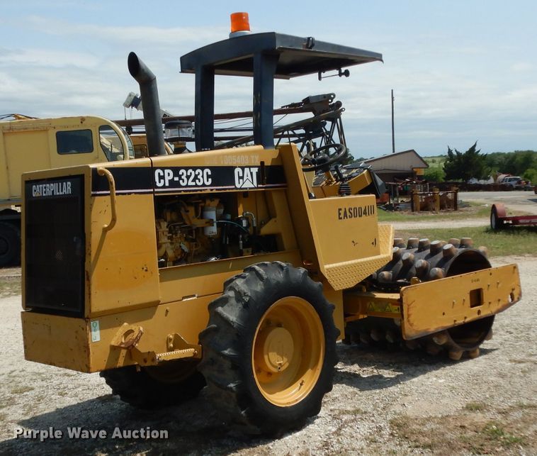 image for item DH2480 2006 Caterpillar CP-323C single drum vibratory roller