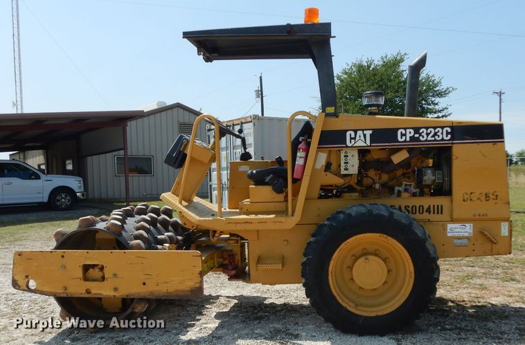image for item DH2480 2006 Caterpillar CP-323C single drum vibratory roller