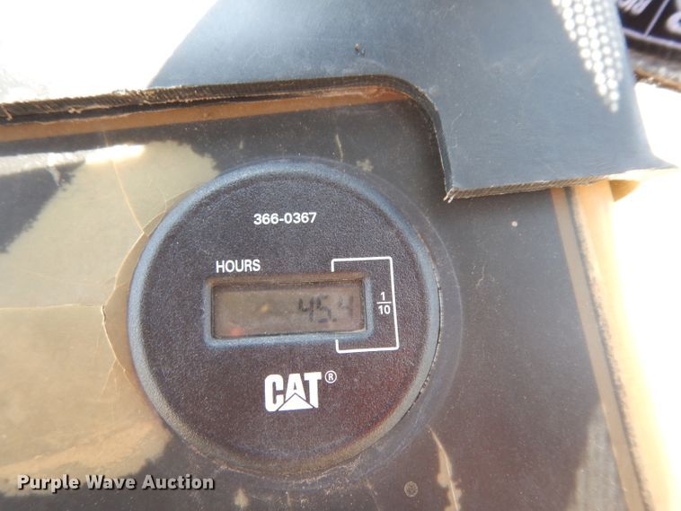 image for item DH2480 2006 Caterpillar CP-323C single drum vibratory roller