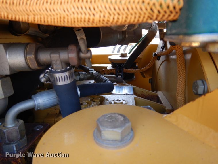 image for item DH2480 2006 Caterpillar CP-323C single drum vibratory roller