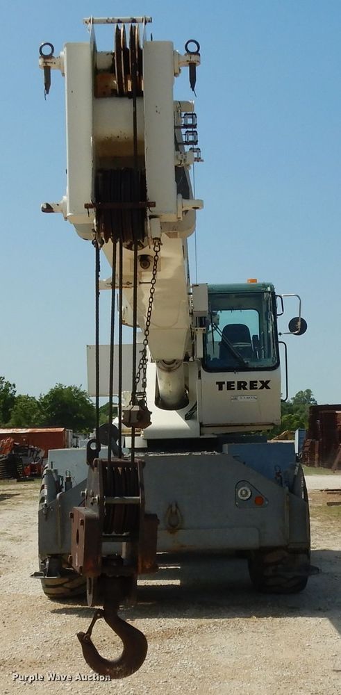 image for item DH2490 1999 Terex RT230 crane