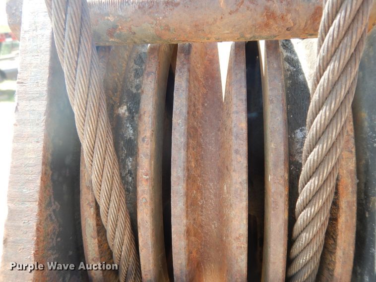 image for item DH2490 1999 Terex RT230 crane