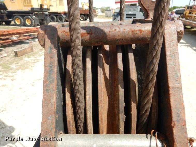 image for item DH2490 1999 Terex RT230 crane