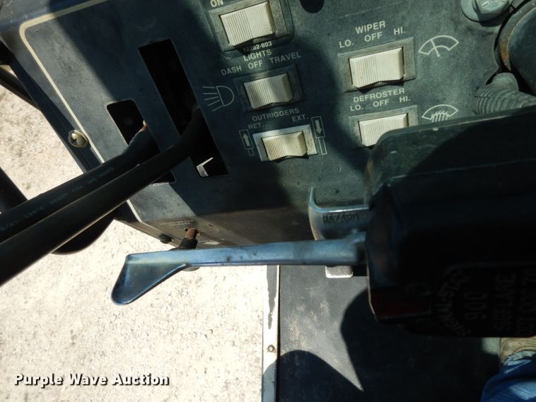 image for item DH2490 1999 Terex RT230 crane