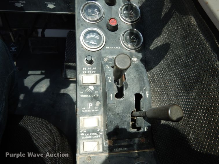 image for item DH2490 1999 Terex RT230 crane