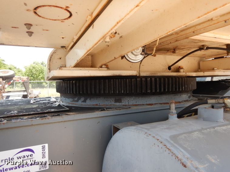 image for item DH2490 1999 Terex RT230 crane