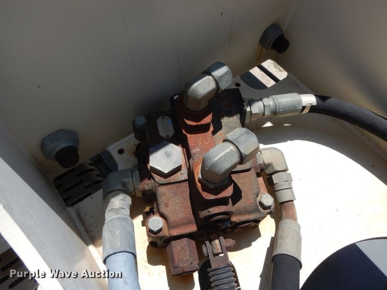 image for item DH2490 1999 Terex RT230 crane