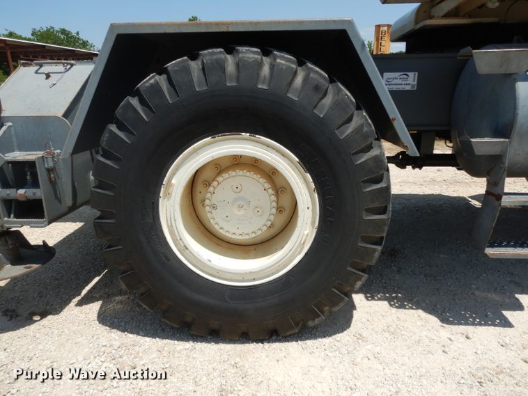 image for item DH2490 1999 Terex RT230 crane