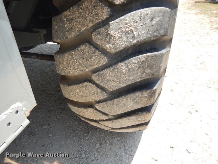 image for item DH2490 1999 Terex RT230 crane