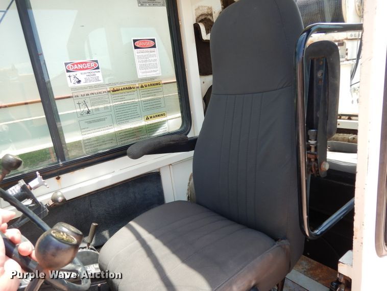 image for item DH2494 2001 Terex RT555 crane