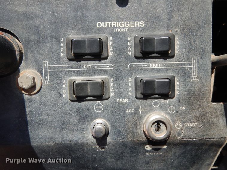 image for item DH2494 2001 Terex RT555 crane