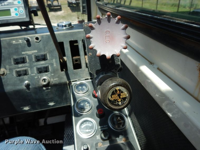 image for item DH2494 2001 Terex RT555 crane