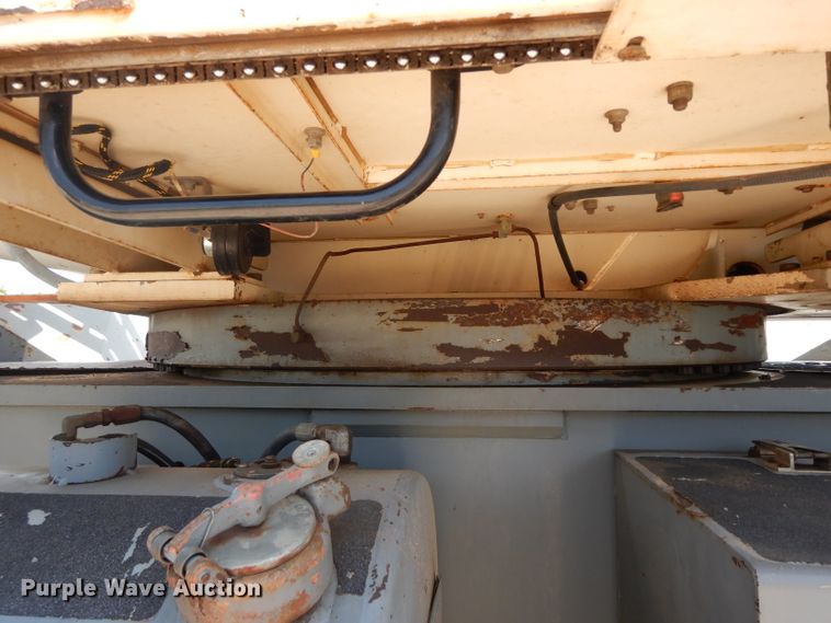 image for item DH2494 2001 Terex RT555 crane