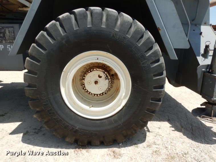 image for item DH2494 2001 Terex RT555 crane