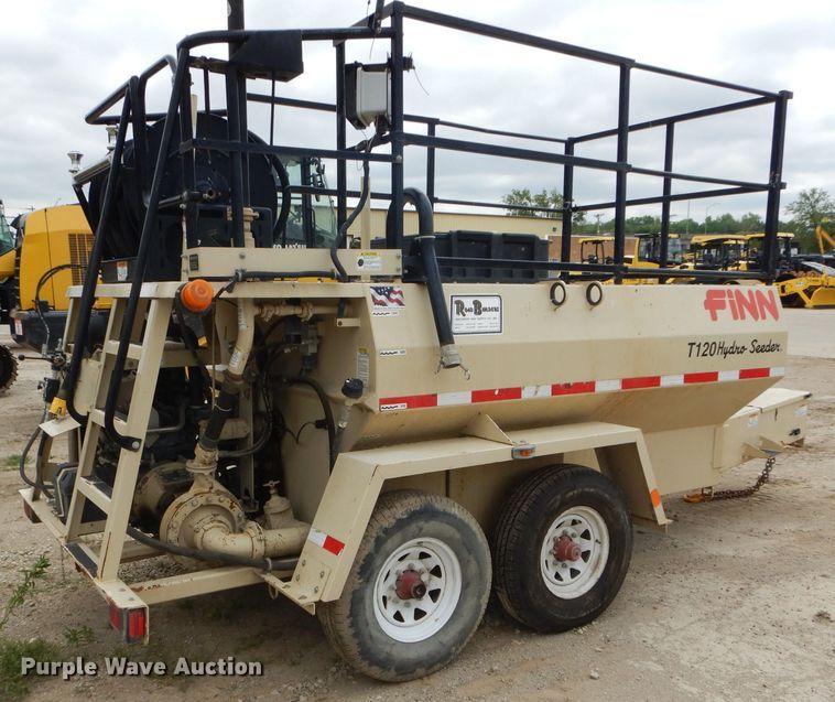 image for item DH4452 2015 Finn T120T-39  hydro seeder