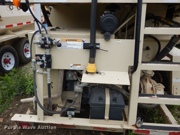 image for item DH4452 2015 Finn T120T-39  hydro seeder